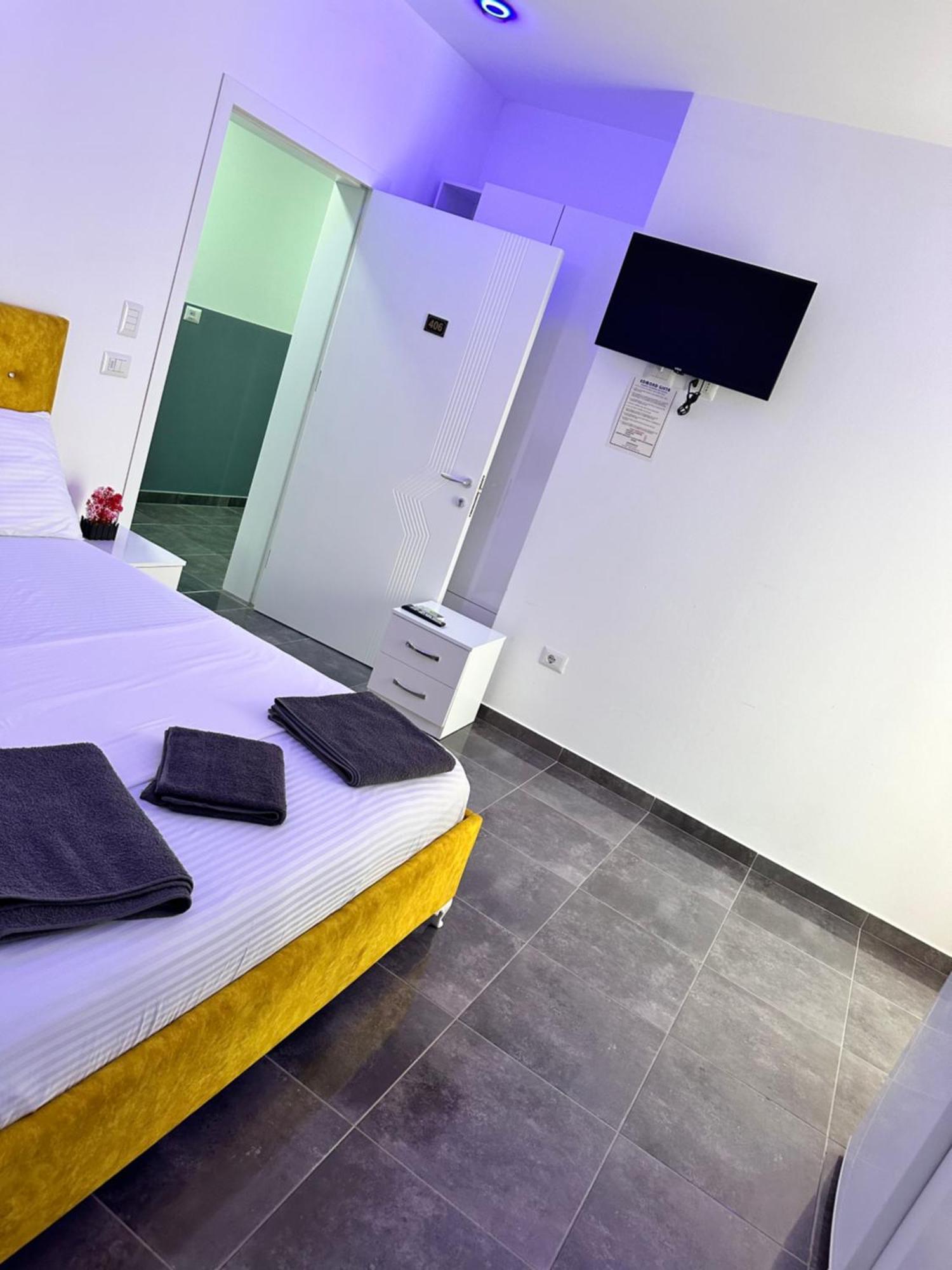 Ersi Hotel *