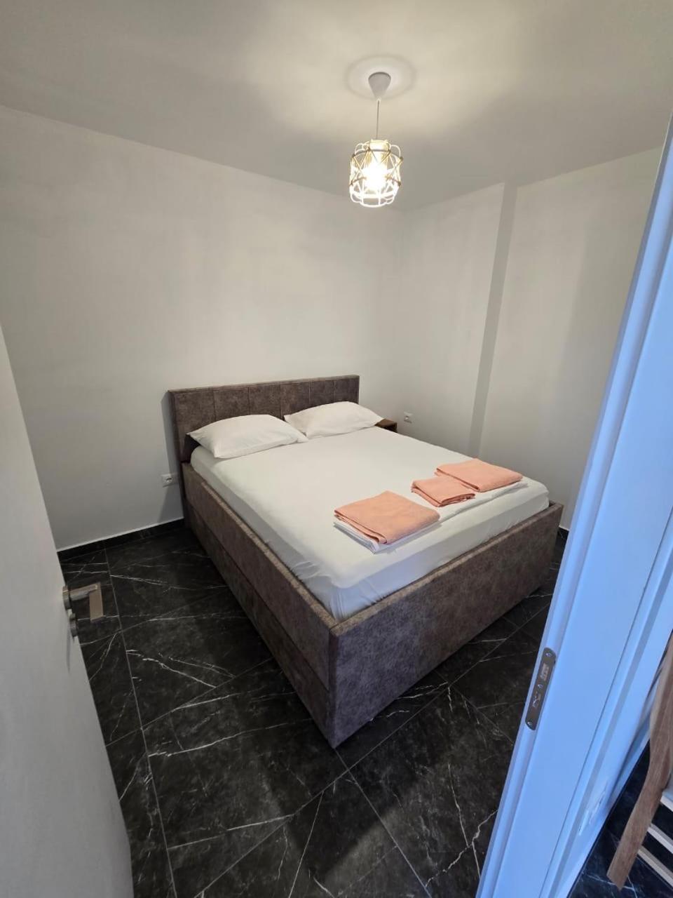 Hotel Ersi Shengjin